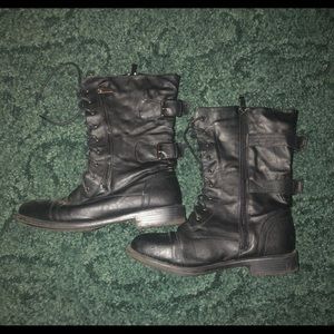 Combat women’s boots size 10